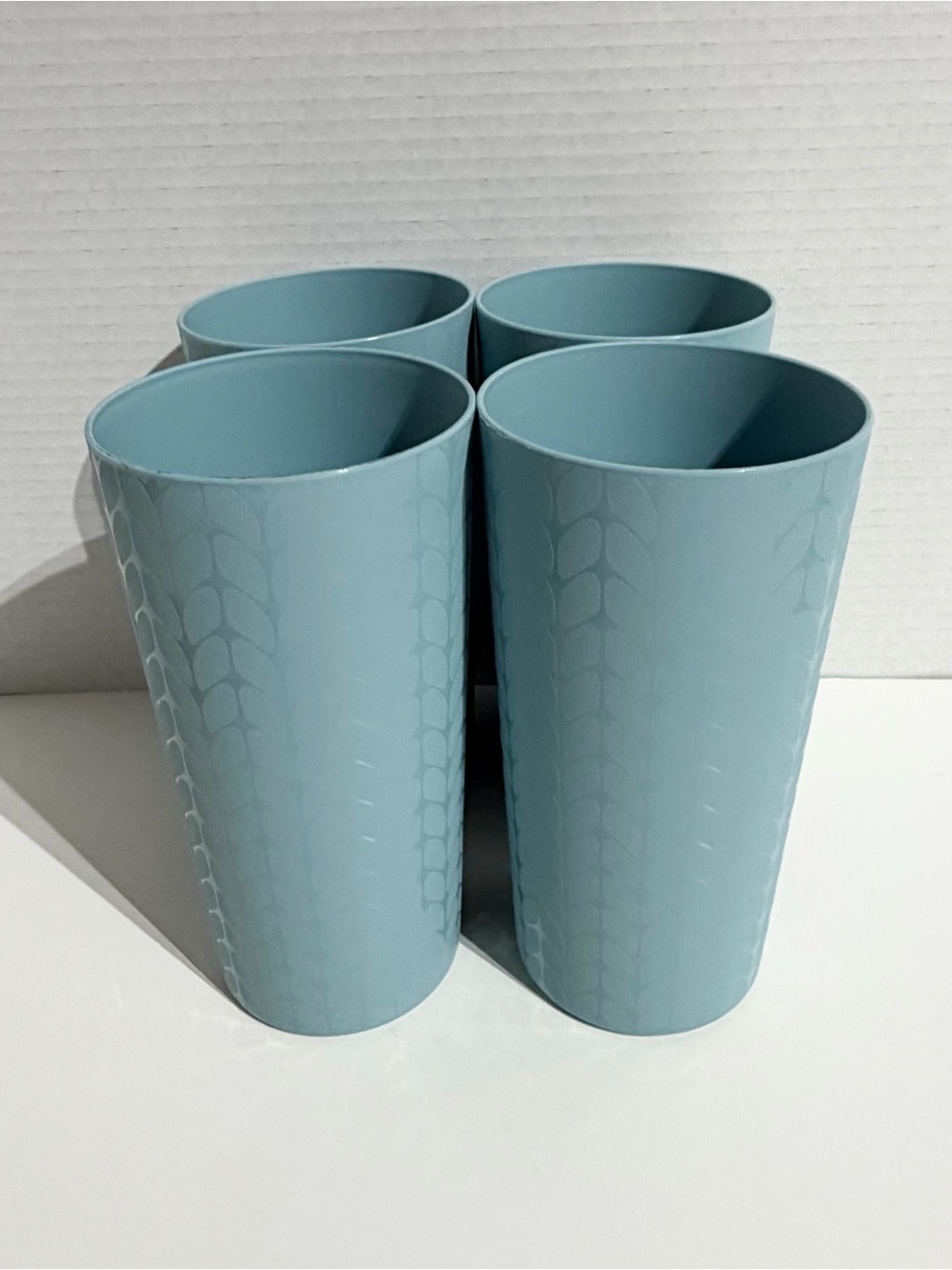 Set 4 Mainstays 26oz Woven Etch Plastic Tumbler Tumblers Cups Cup Light Blue NEW